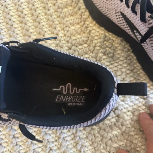 Great condition brooks sneaker for women’s - Picture 4 of 7